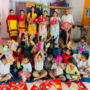 Distributor of Aaganwadi